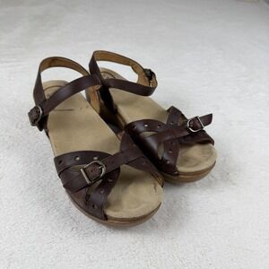 Dansko Sissy 38 Brown Leather Strap Buckle Open Toe Chunky Wedge Sandal